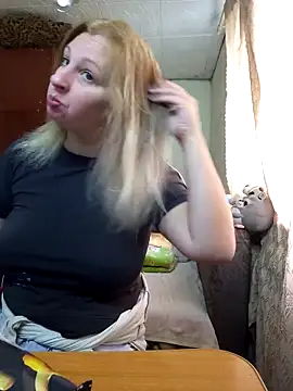 BustyBlond online show from October 9, 2025, 6:25 am