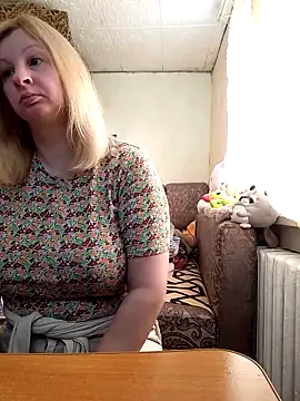 Snapshot of BustyBlond chatting on March 23, 2026, 5:29 am BustyBlond online show from March 23, 2026, 5:29 am