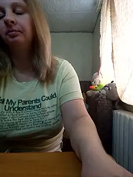 Snapshot of BustyBlond chatting on April 1, 2026, 1:41 pm BustyBlond online show from April 1, 2026, 1:41 pm