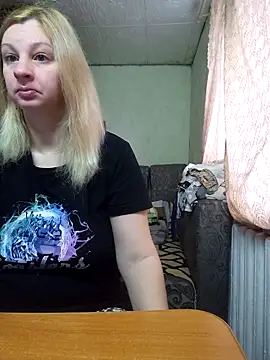 Snapshot of BustyBlond chatting on March 6, 2026, 5:24 am BustyBlond online show from March 6, 2026, 5:24 am