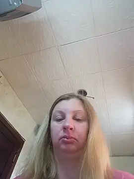 BustyBlond online show from July 24, 2026, 3:35 am