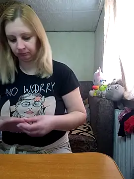 Snapshot of BustyBlond chatting on March 21, 2026, 2:54 pm BustyBlond online show from March 21, 2026, 2:54 pm