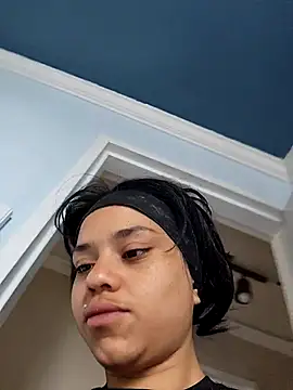 Snapshot of RuggyRackz chatting on October 24, 2025, 5:34 pm RuggyRackz online show from October 24, 2025, 5:34 pm