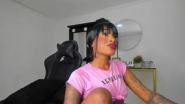 Emattaylor online show from November 7, 2025, 11:48 am