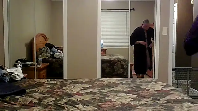 takeitall101 online show from November 12, 2025, 11:19 pm