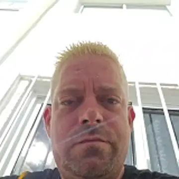 Trucker Hunter online show from January 6, 2026, 11:47 am