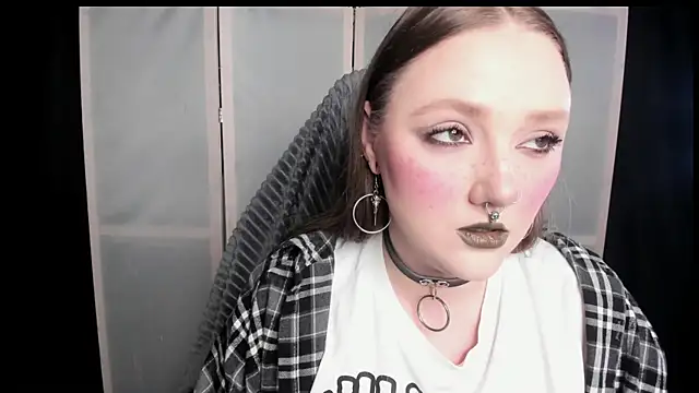 YourDyingBride online show from April 15, 2026, 4:51 am