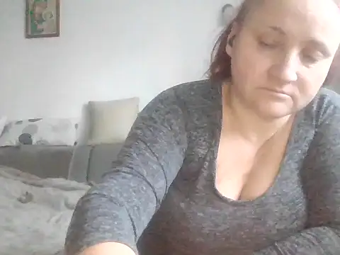 LaraXXX38 online show from March 4, 2026, 6:21 am