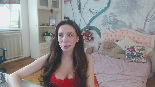 AliciaBow online show from May 25, 2026, 12:37 pm