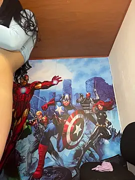 Anne Robert online show from November 25, 2025, 1:39 am