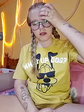 Snapshot of -veranito- chatting on January 28, 2025, 3:04 am -veranito- online show from January 28, 2025, 3:04 am