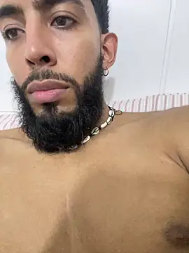 Alessandro  Rossi online show from December 22, 2025, 5:57 pm