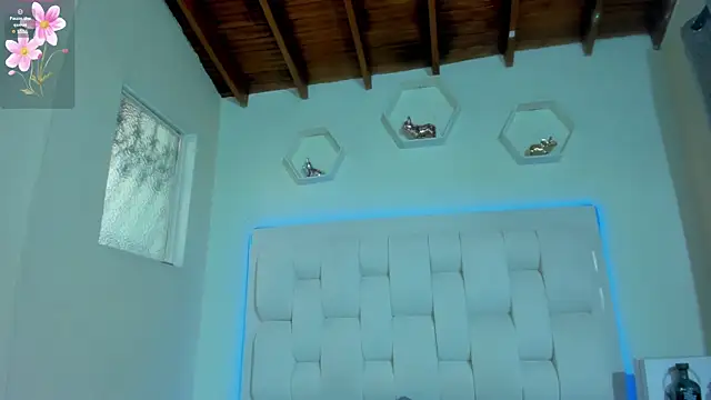 shanakendall online show from February 5, 2026, 2:24 pm