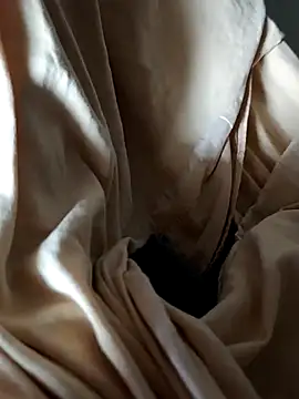 malluflash online show from April 19, 2026, 8:26 am