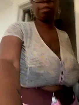 Goddesskarisma online show from October 31, 2025, 12:18 am