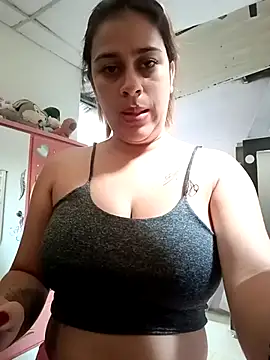 Latina sexy1 online show from April 4, 2026, 1:28 pm