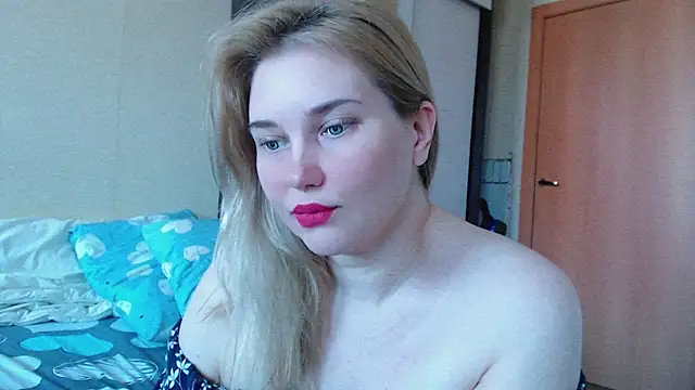 mmmPinUpGirl online show from June 21, 2026, 9:59 am