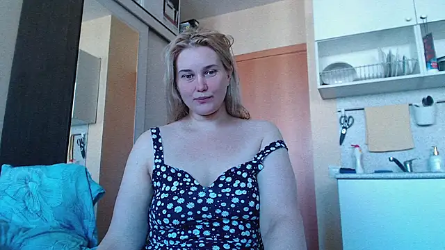 mmmPinUpGirl online show from July 16, 2026, 8:00 am