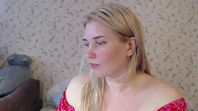 mmmPinUpGirl online show from July 12, 2026, 4:52 pm