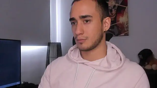 Snapshot of AlexRivera6 chatting on December 29, 2024, 4:18 pm AlexRivera6 online show from December 29, 2024, 4:18 pm