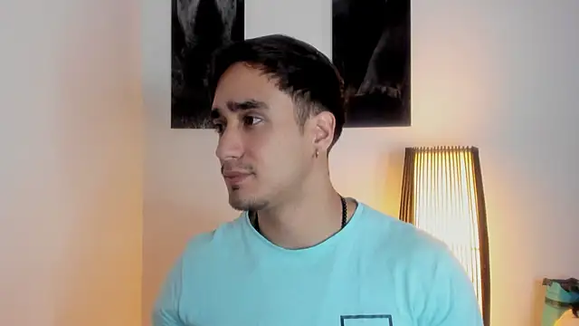 Snapshot of AlexRivera6 chatting on October 13, 2025, 1:45 pm AlexRivera6 online show from October 13, 2025, 1:45 pm