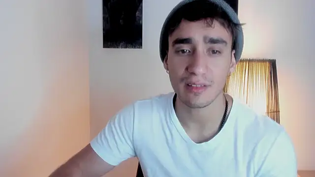 Snapshot of AlexRivera6 chatting on October 10, 2025, 3:13 pm AlexRivera6 online show from October 10, 2025, 3:13 pm