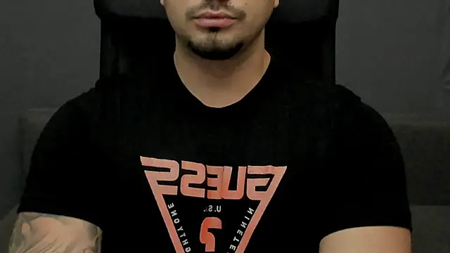 TonyWilcox online show from December 5, 2025, 6:01 am