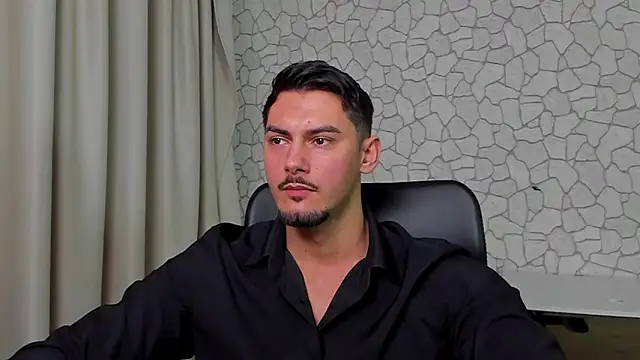 Snapshot of ClintMasters chatting on January 17, 2026, 6:06 am ClintMasters online show from January 17, 2026, 6:06 am