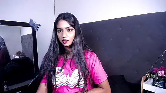 Delilah Blazee online show from March 28, 2026, 5:19 am