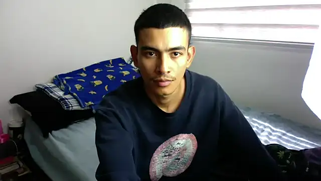 sorry-mom69 online show from November 3, 2025, 5:27 pm