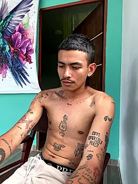 sorry-mom69 online show from January 15, 2026, 3:26 pm