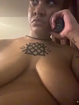 nickytheehawtie online show from March 30, 2026, 4:58 am