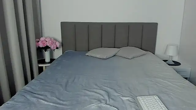 Snapshot of miss_emily_ chatting on February 24, 2025, 3:42 pm miss emily online show from February 24, 2025, 3:42 pm