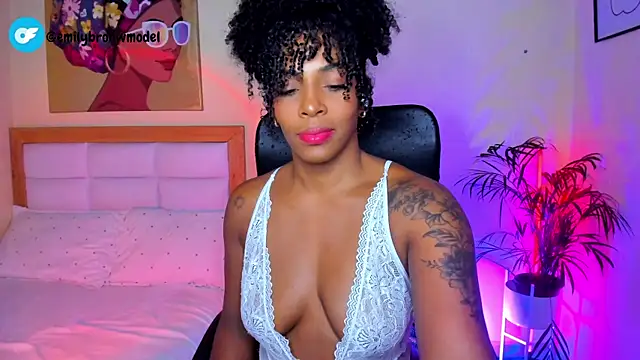 AitanaBrown  online show from May 14, 2026, 9:23 pm