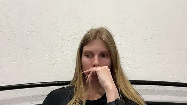 MaryMiton online show from March 13, 2026, 6:46 pm