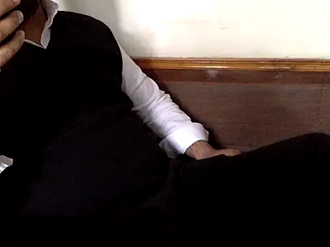 Snapshot of huny0019 chatting on February 24, 2026, 10:27 am huny0019 online show from February 24, 2026, 10:27 am