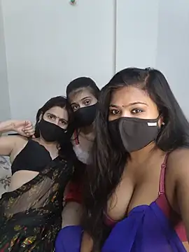 cutee  crazy online show from June 3, 2026, 2:55 pm