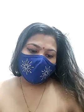 Snapshot of cutee__crazy chatting on February 22, 2025, 6:19 pm cutee  crazy online show from February 22, 2025, 6:19 pm