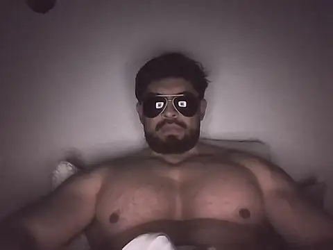 marcus002001 online show from July 1, 2026, 6:58 am