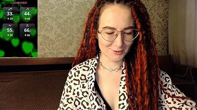 Snapshot of AgnesGraham chatting on March 21, 2025, 3:02 pm AgnesGraham online show from March 21, 2025, 3:02 pm
