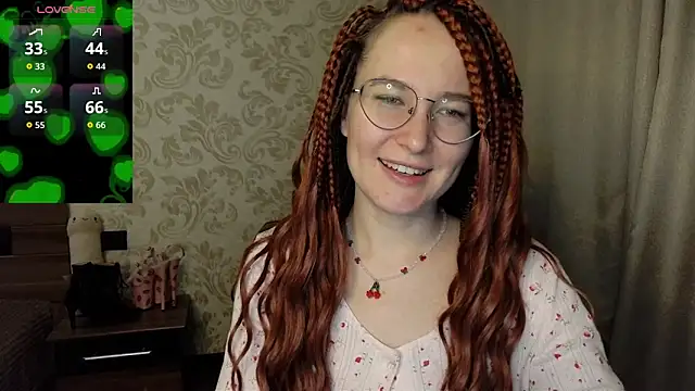 Snapshot of AgnesGraham chatting on September 15, 2025, 10:21 pm AgnesGraham online show from September 15, 2025, 10:21 pm