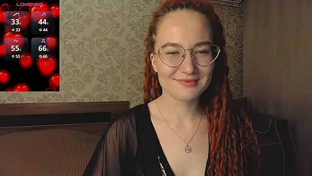 Snapshot of AgnesGraham chatting on March 4, 2025, 10:49 pm AgnesGraham online show from March 4, 2025, 10:49 pm