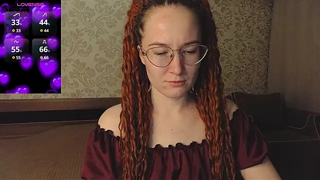 Snapshot of AgnesGraham chatting on March 10, 2025, 1:23 am AgnesGraham online show from March 10, 2025, 1:23 am