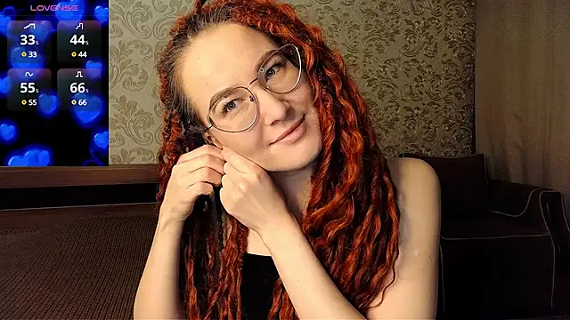 Snapshot of AgnesGraham chatting on March 22, 2025, 10:48 pm AgnesGraham online show from March 22, 2025, 10:48 pm