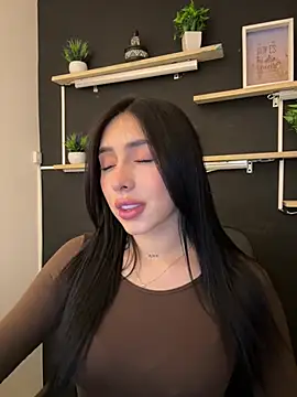 Snapshot of isabella_jade chatting on February 12, 2026, 9:25 pm isabella jade online show from February 12, 2026, 9:25 pm