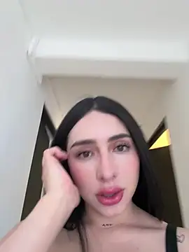 Snapshot of isabella_jade chatting on February 6, 2026, 7:10 pm isabella jade online show from February 6, 2026, 7:10 pm