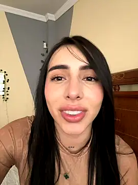 isabella jade online show from September 11, 2025, 1:22 pm