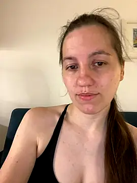 Nicole-Ray online show from September 11, 2025, 7:14 pm