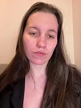 Nicole-Ray online show from January 14, 2025, 8:04 pm