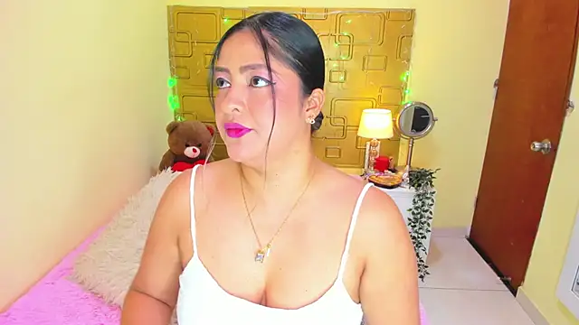 Julia Haye online show from December 21, 2025, 12:46 am